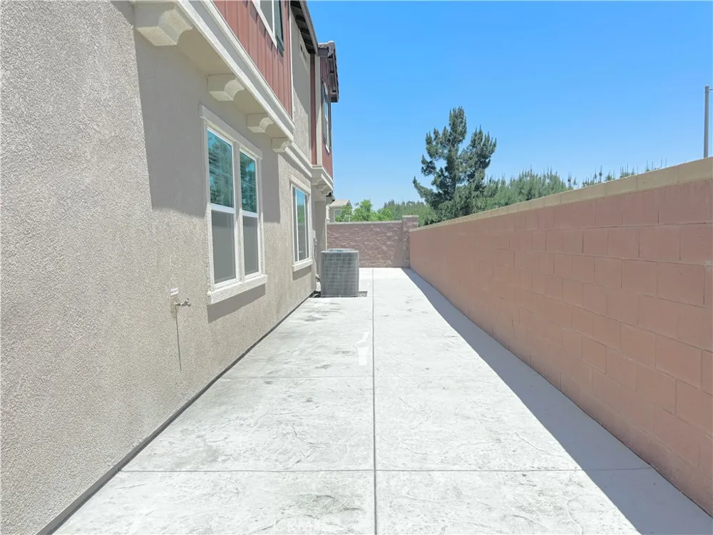 16197 Alamo Court Chino, CA 91708