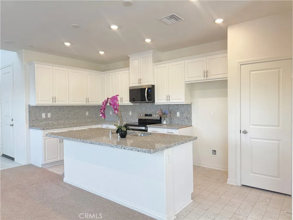 16197 Alamo Court Chino, CA 91708