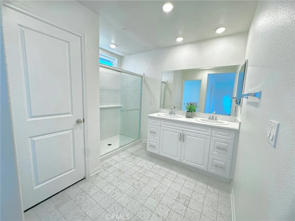 16197 Alamo Court Chino, CA 91708