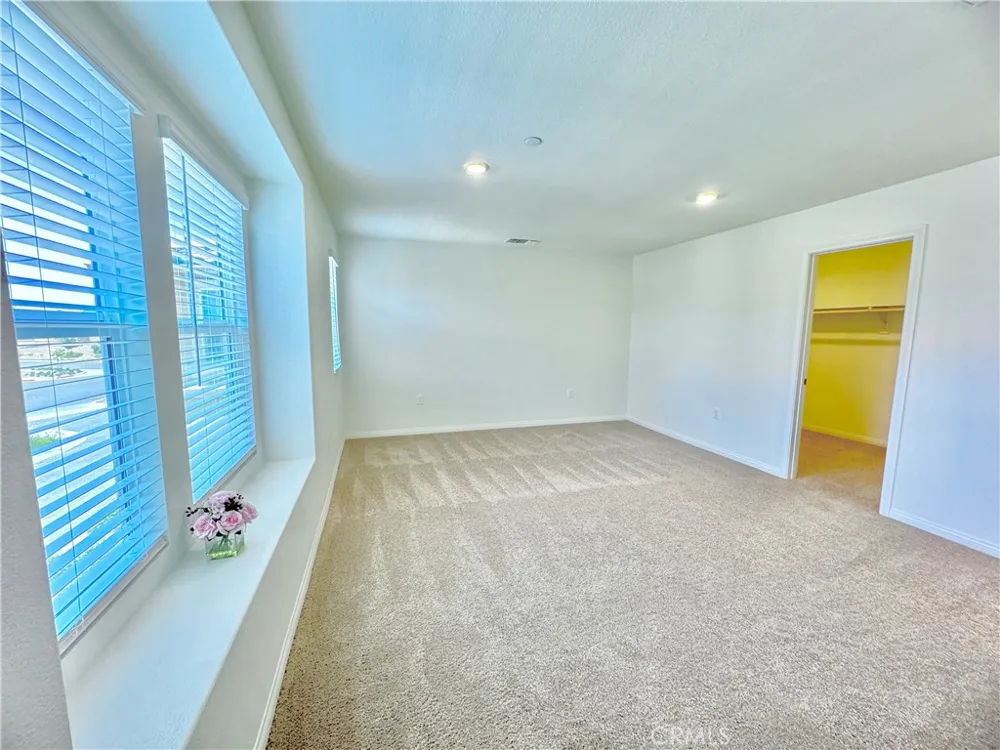 16197 Alamo Court Chino, CA 91708