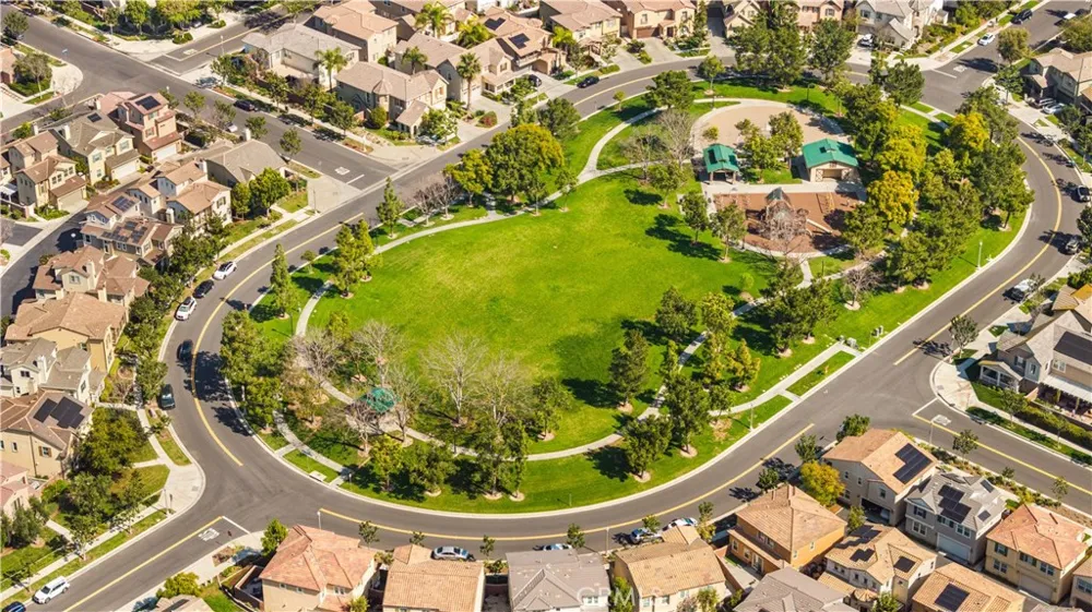 16197 Alamo Court Chino, CA 91708