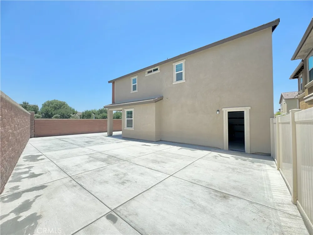 16197 Alamo Court Chino, CA 91708
