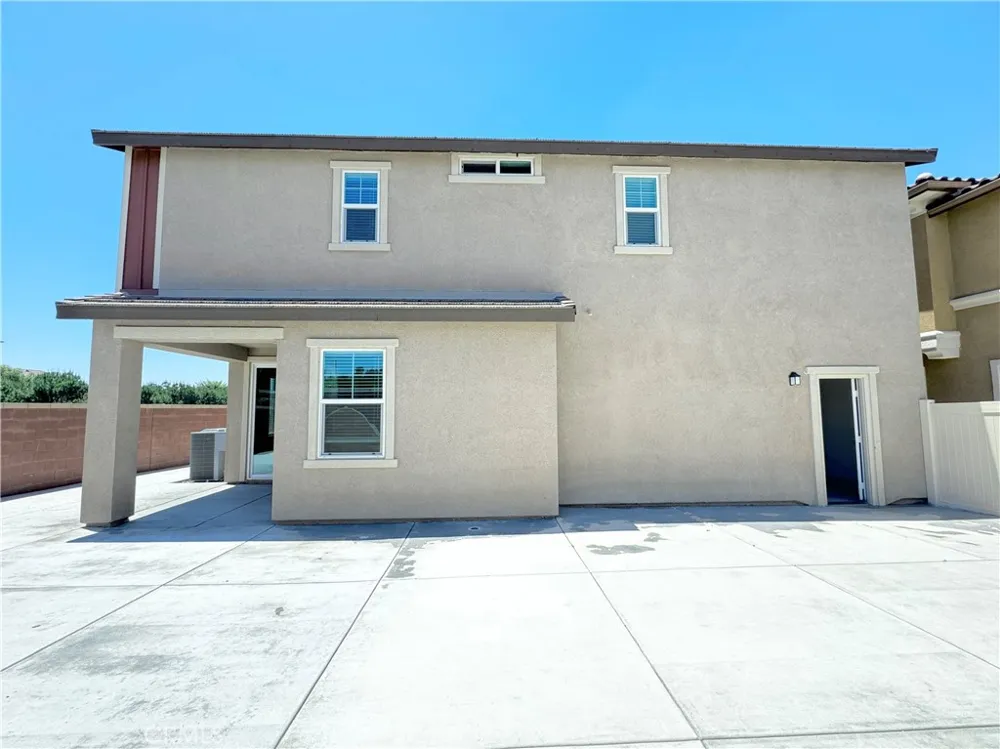 16197 Alamo Court Chino, CA 91708