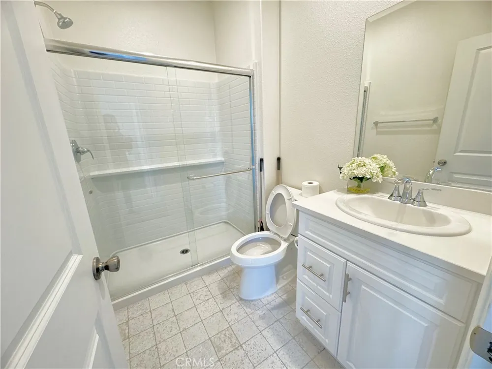 16197 Alamo Court Chino, CA 91708