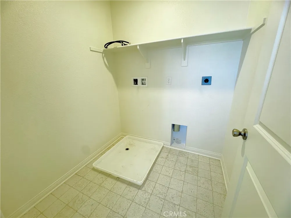 16197 Alamo Court Chino, CA 91708