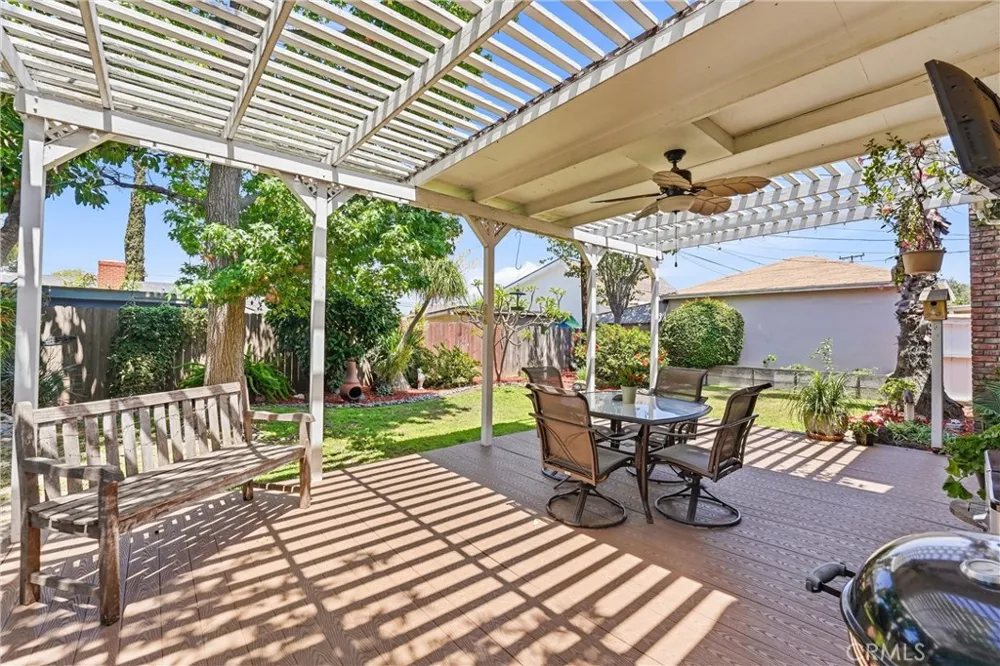 331 E Barkley Orange, CA 92867