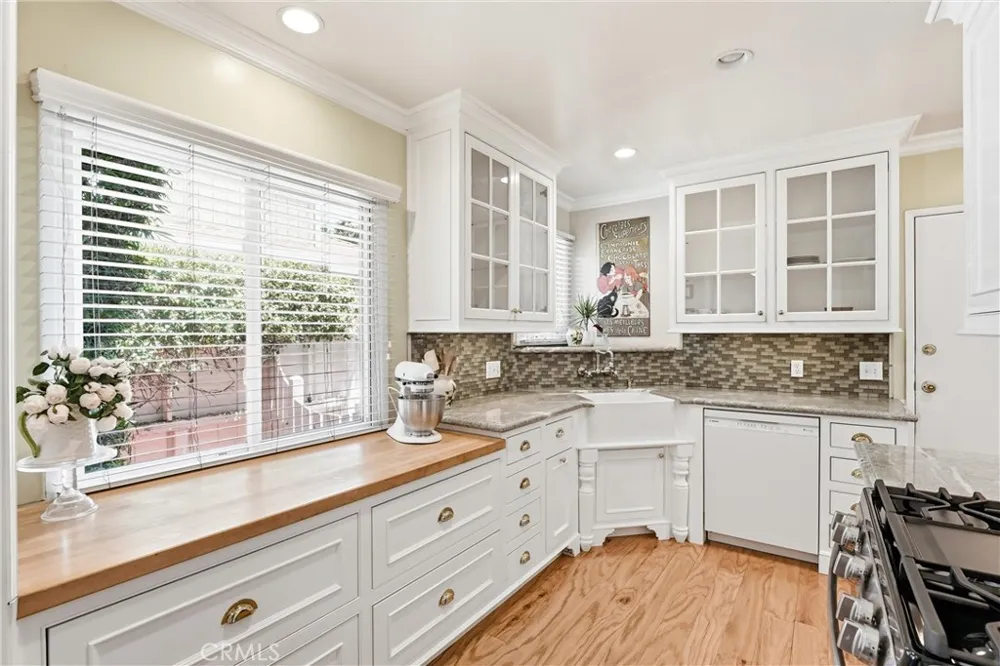 331 E Barkley Orange, CA 92867