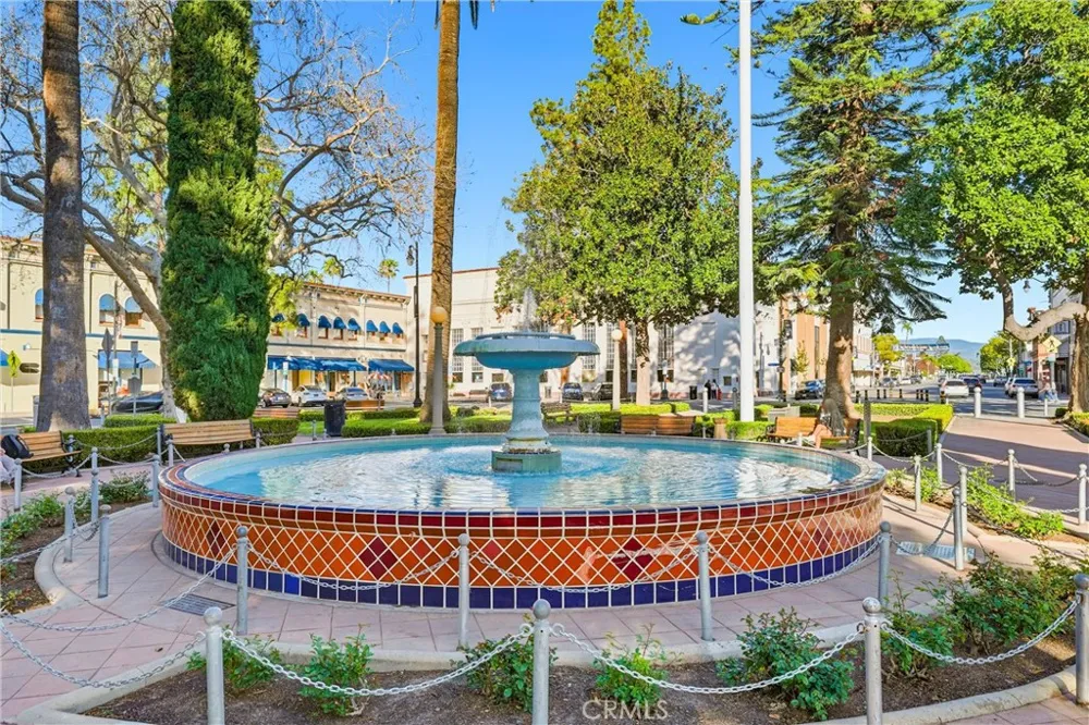 331 E Barkley Orange, CA 92867