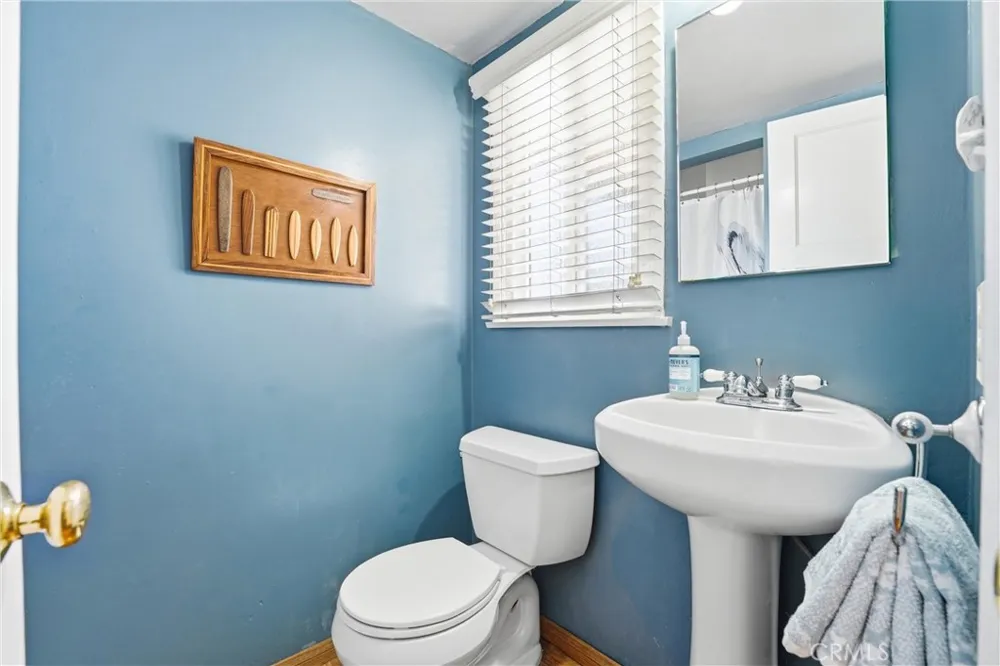 331 E Barkley Orange, CA 92867