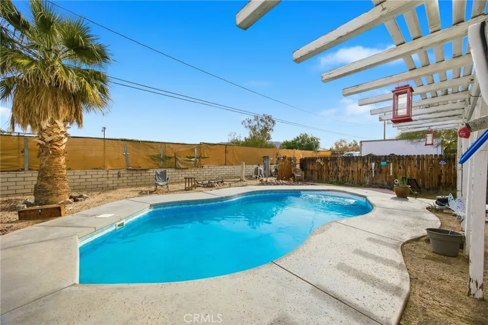 7725 Sahara 29 Palms, CA 92277