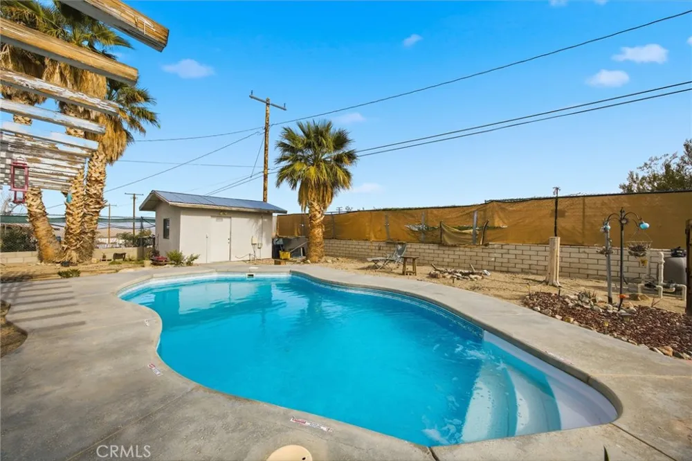 7725 Sahara 29 Palms, CA 92277