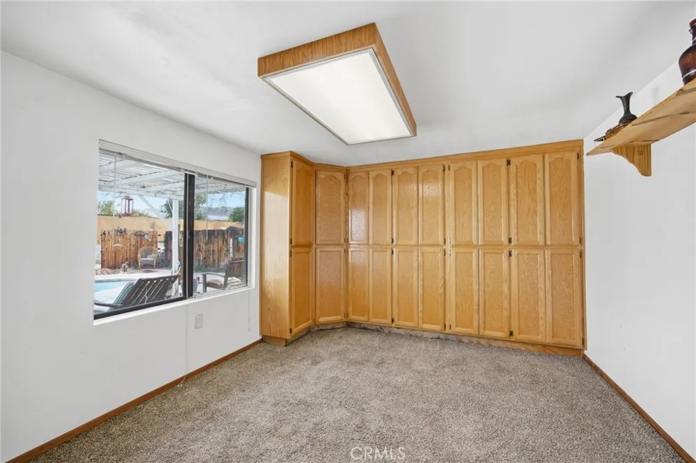 7725 Sahara 29 Palms, CA 92277