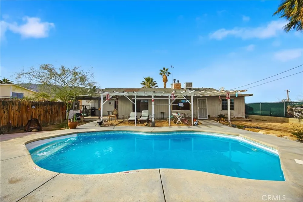 7725 Sahara 29 Palms, CA 92277