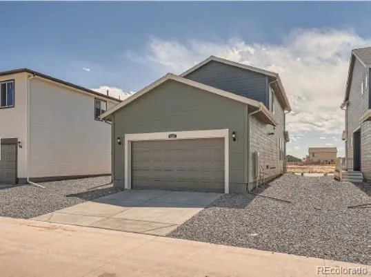 525 Aspen Avenue Bennett, CO 80102