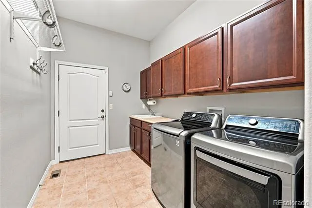 15118 Verbena Street Thornton, CO 80602