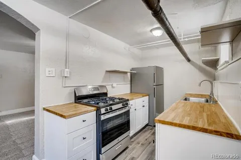 1050 Washington Street #1A