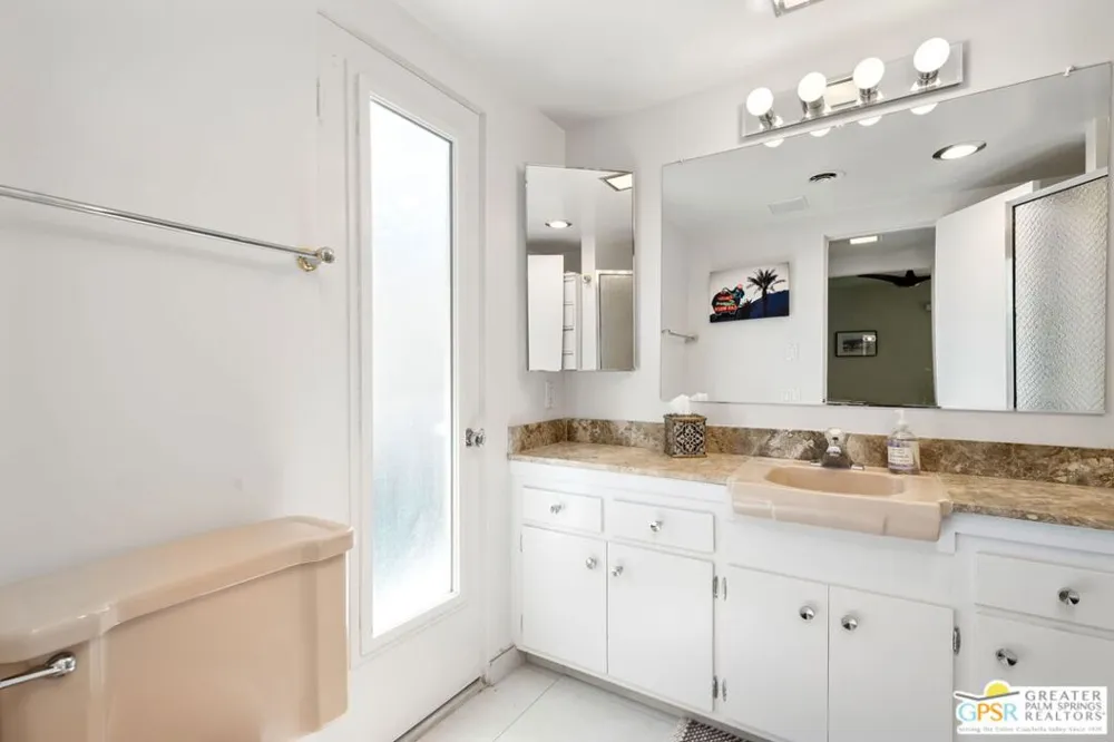 1655 S Andee Drive Palm Springs, CA 92264