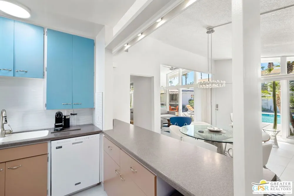 1655 S Andee Drive Palm Springs, CA 92264