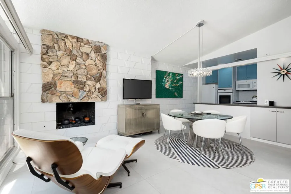 1655 S Andee Drive Palm Springs, CA 92264