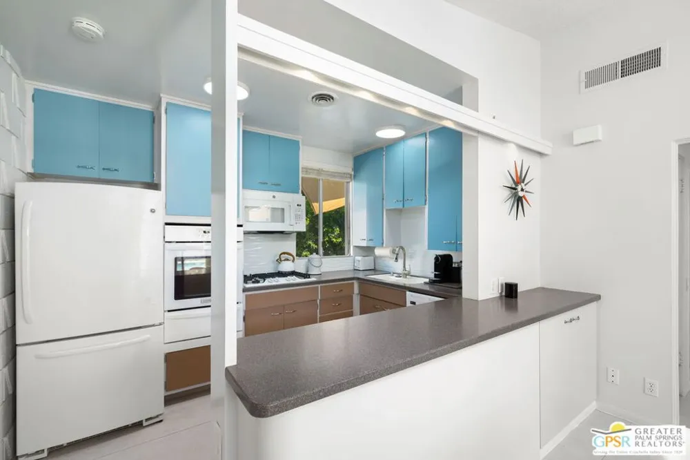 1655 S Andee Drive Palm Springs, CA 92264