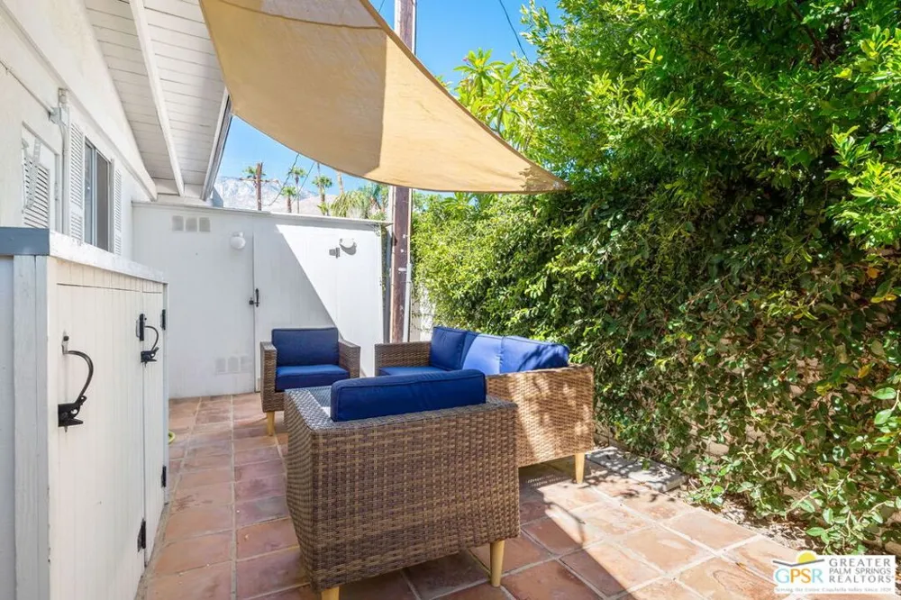 1655 S Andee Drive Palm Springs, CA 92264