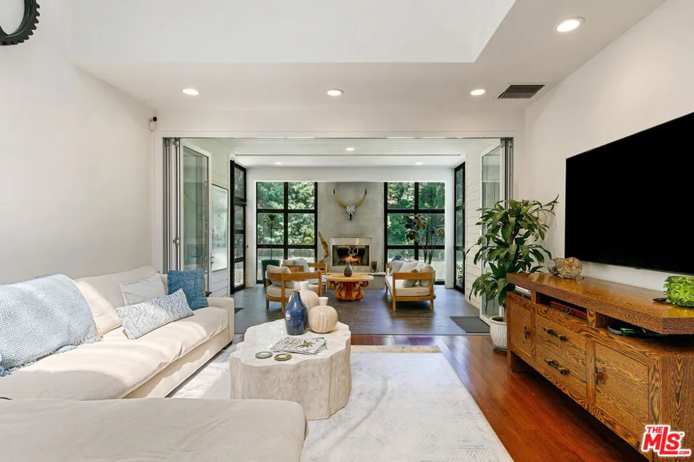 6314 Sycamore Meadows Drive Malibu, CA 90265