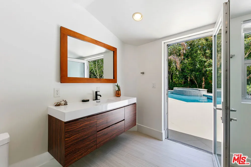 6314 Sycamore Meadows Drive Malibu, CA 90265
