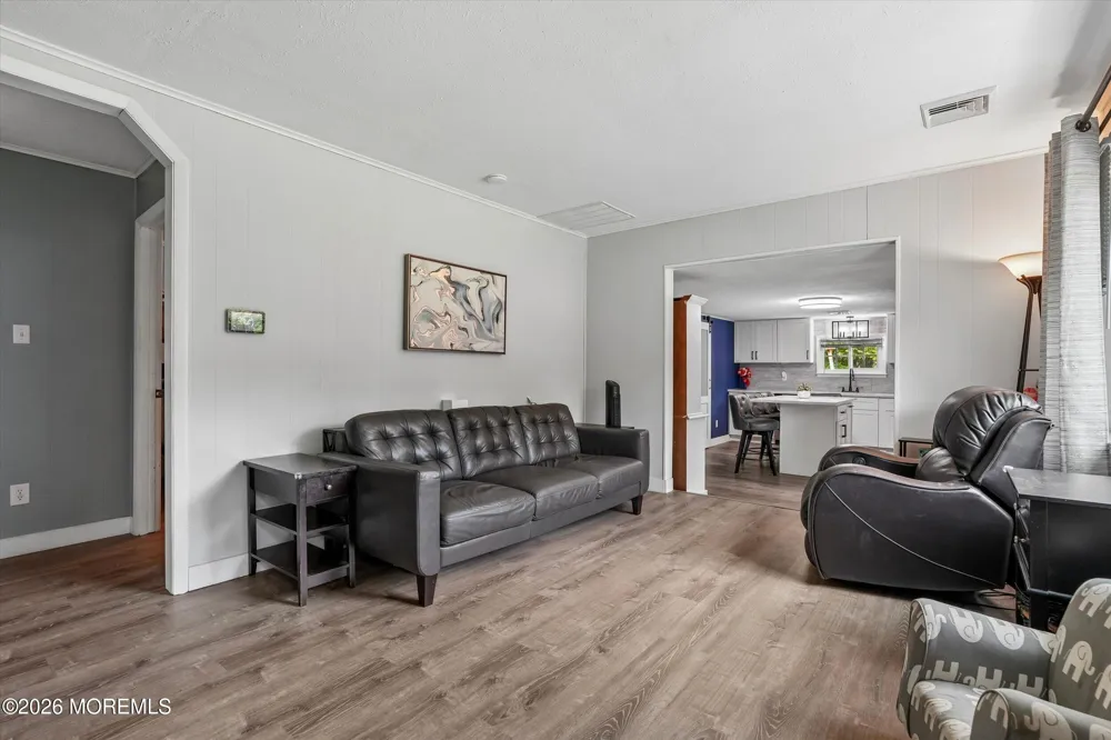 2733 Monmouth Road Jobstown, NJ 08041