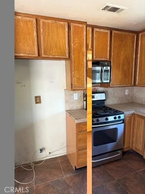 6864 Olympia DR Riverside, CA 92503