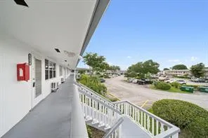 114 NORTHAMPTON F #114 West Palm Beach, FL 33417