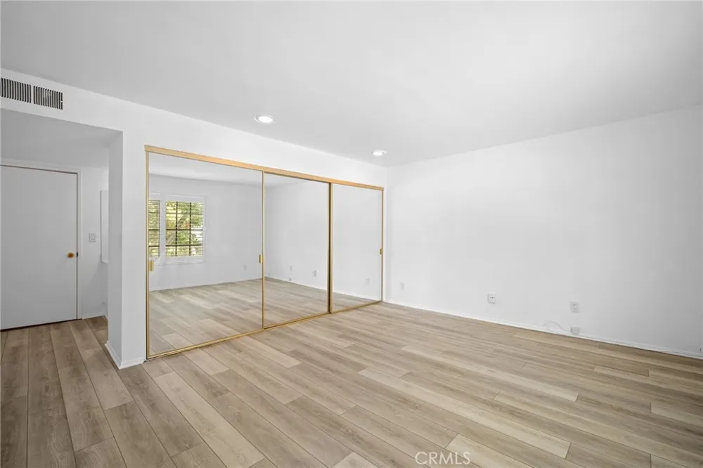 336 Louise Street #1 Glendale, CA 91206