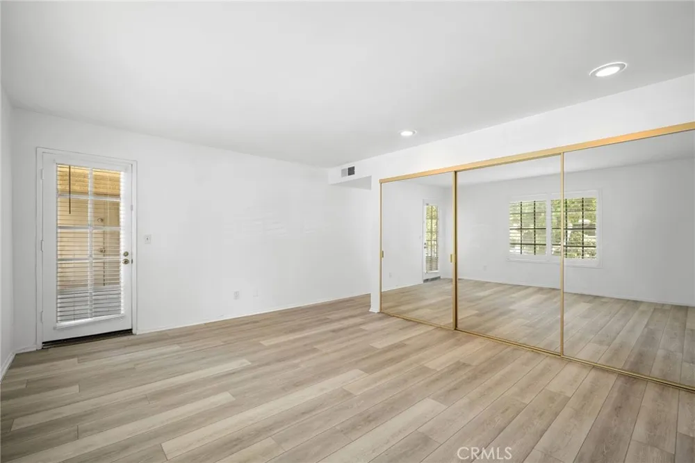 336 Louise Street #1 Glendale, CA 91206