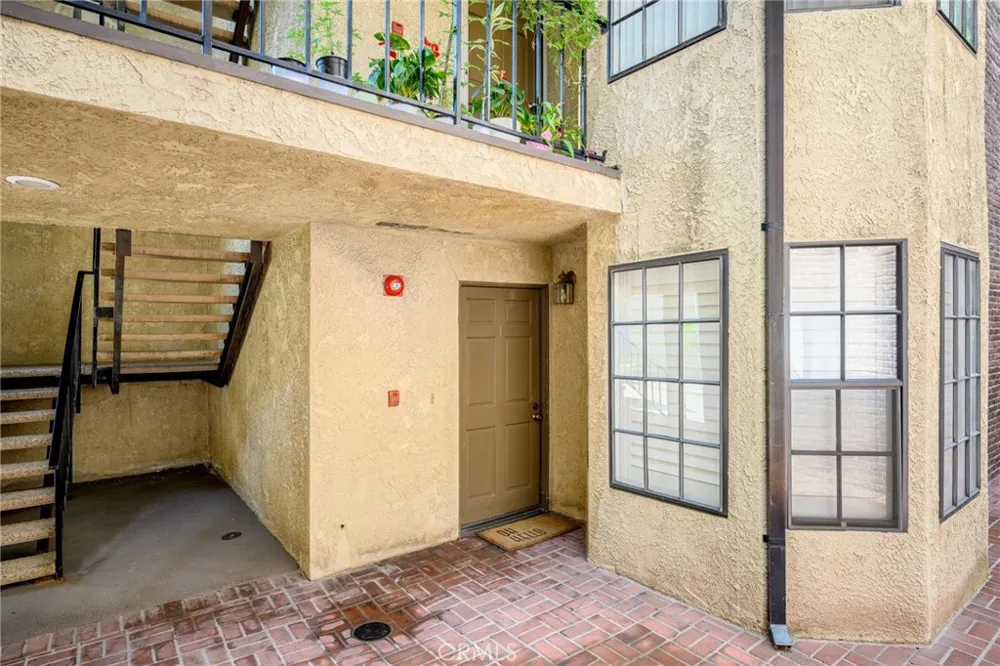 336 Louise Street #1 Glendale, CA 91206