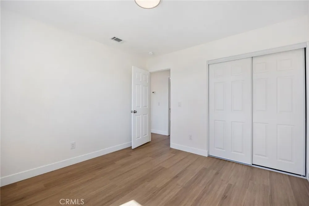 38997 164th E Lake Los Angeles, CA 93591