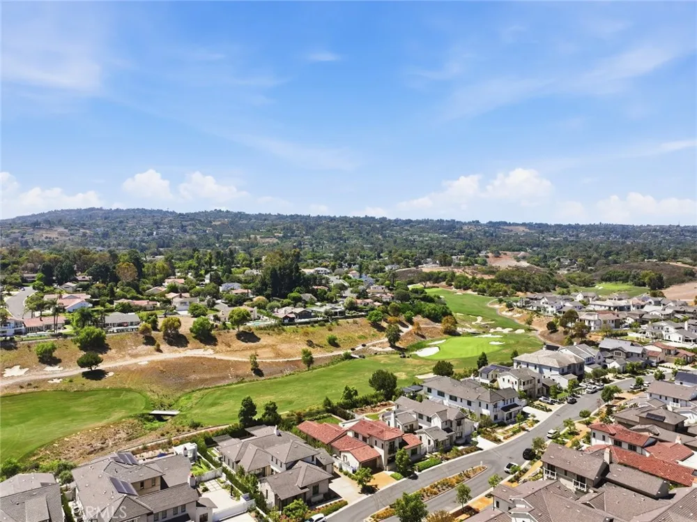 18 Phillips Ranch Road Rolling Hills Estates, CA 90274