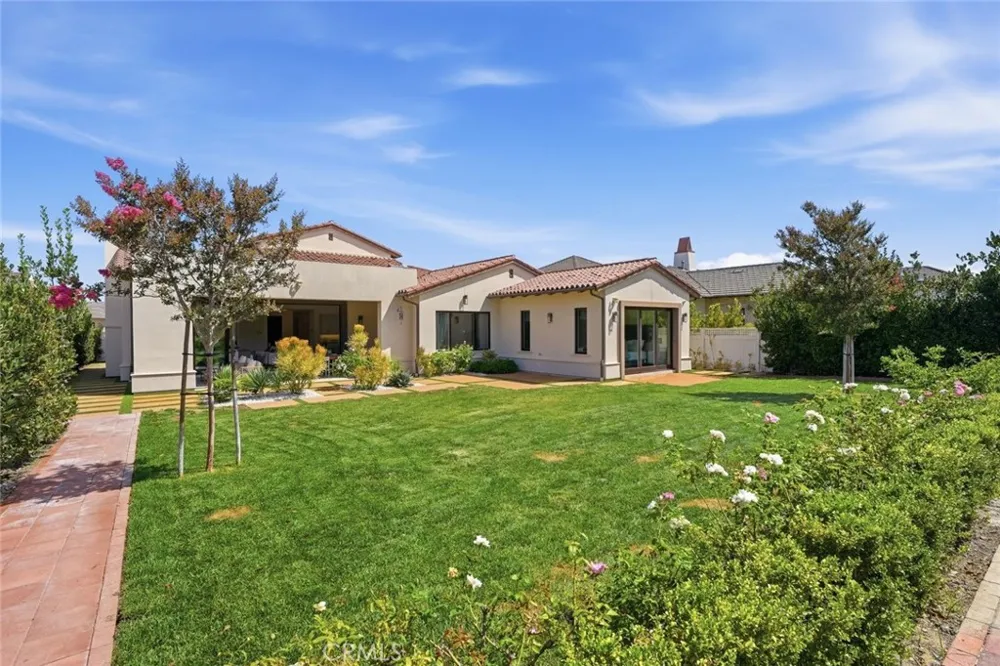 18 Phillips Ranch Road Rolling Hills Estates, CA 90274