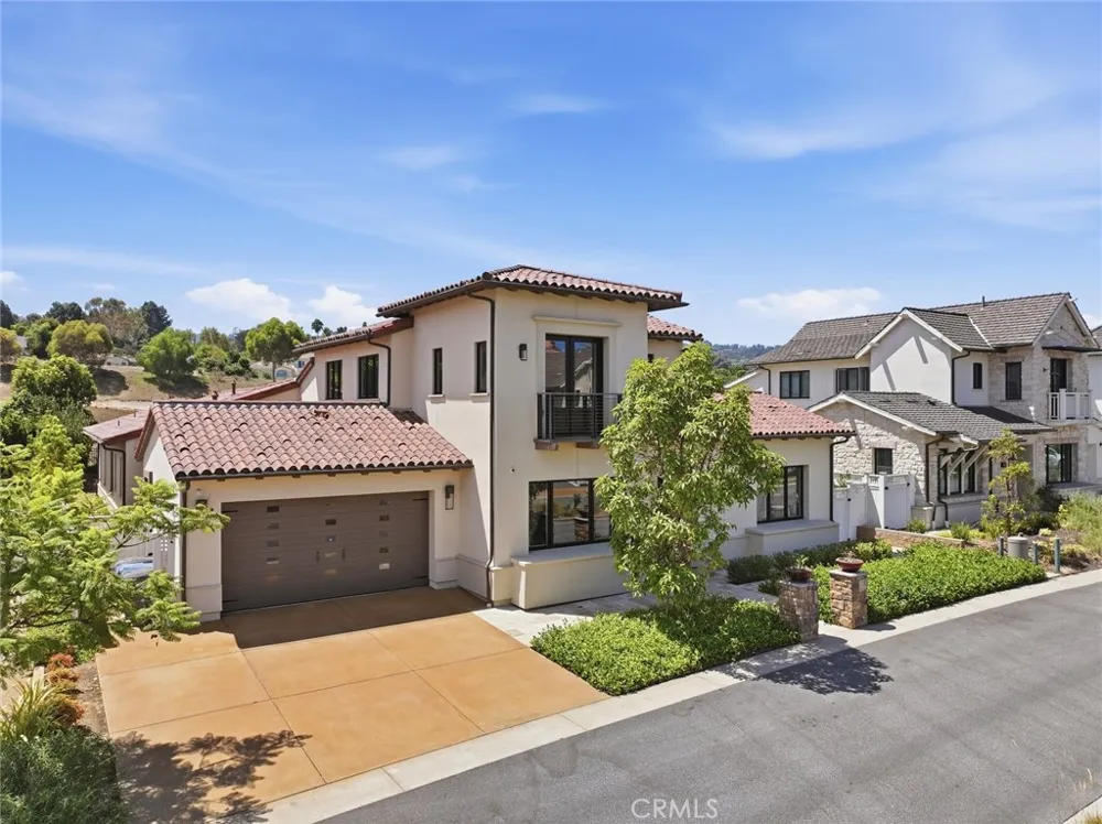 18 Phillips Ranch Road Rolling Hills Estates, CA 90274