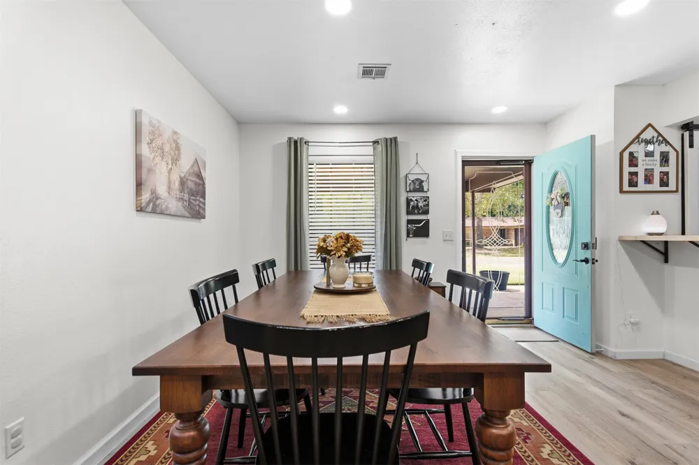 1206 E Schmid Wynnewood, OK 73098