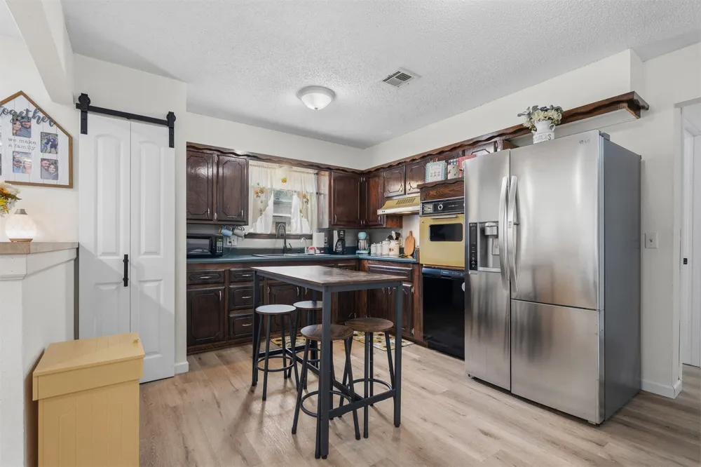 1206 E Schmid Wynnewood, OK 73098