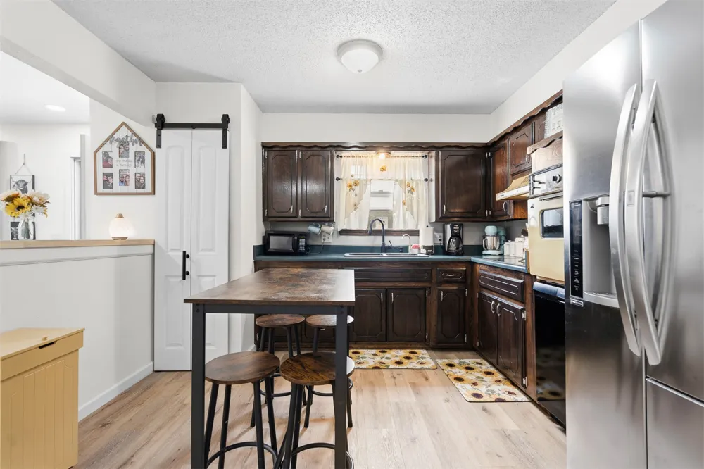 1206 E Schmid Wynnewood, OK 73098