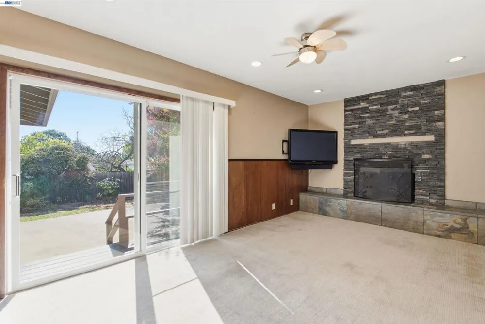 1243 Temple Dr Pacheco, CA 94553