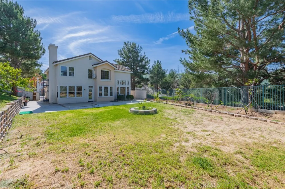 18907 Bentley Rowland Heights, CA 91748