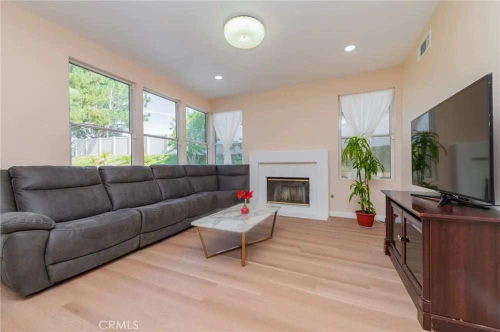 18907 Bentley Rowland Heights, CA 91748