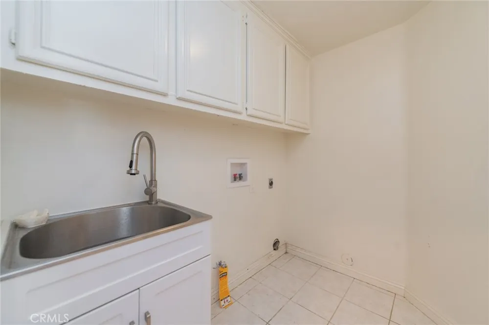 18907 Bentley Rowland Heights, CA 91748