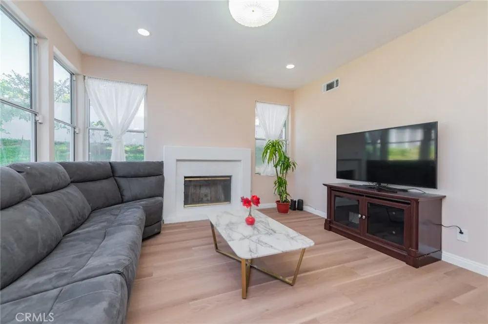 18907 Bentley Rowland Heights, CA 91748