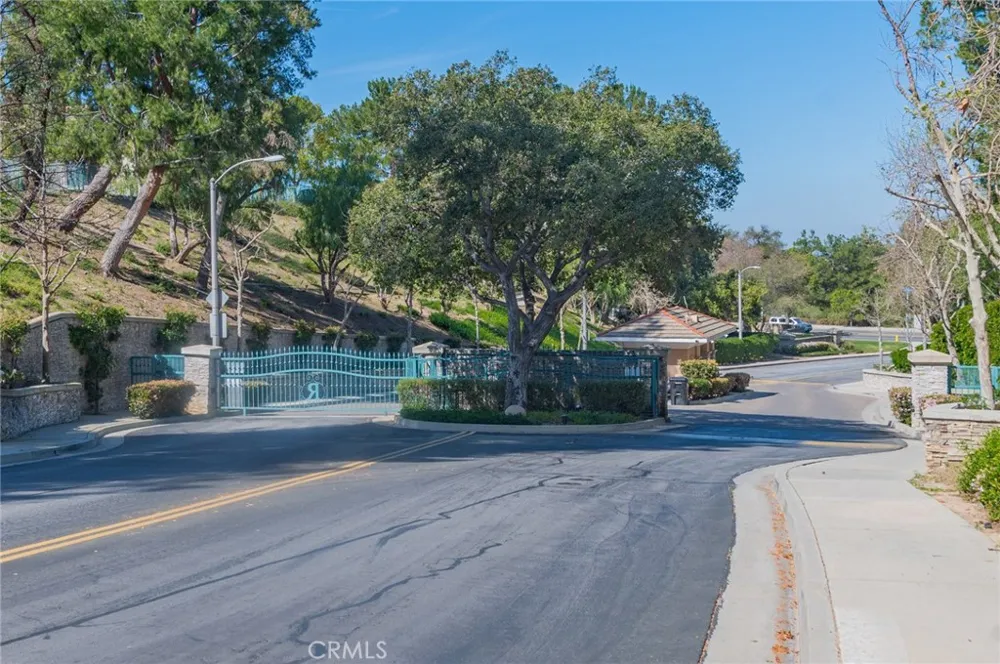 18907 Bentley Rowland Heights, CA 91748