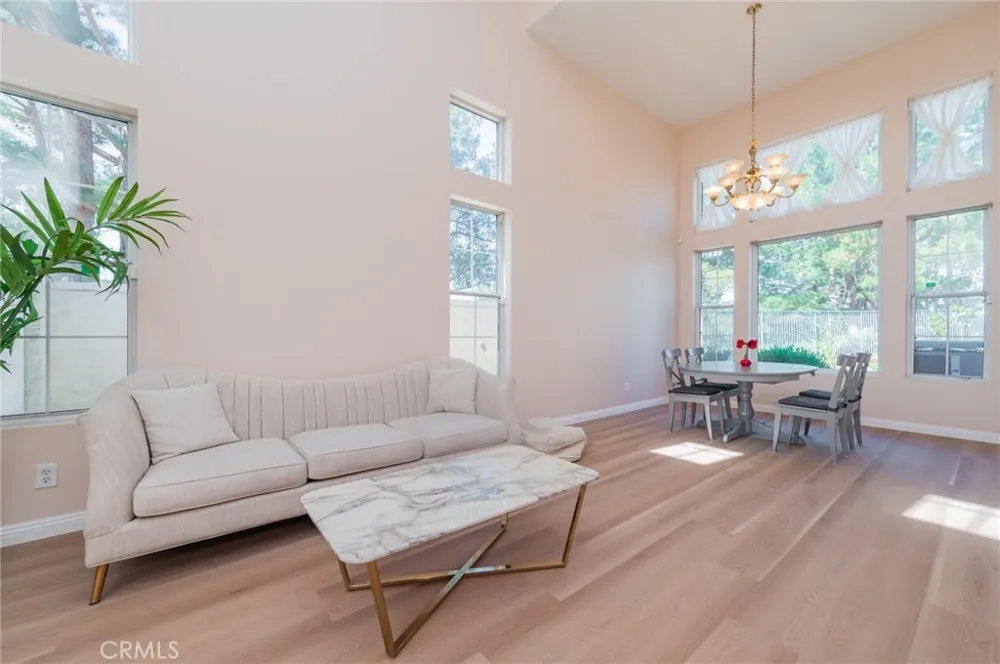 18907 Bentley Rowland Heights, CA 91748