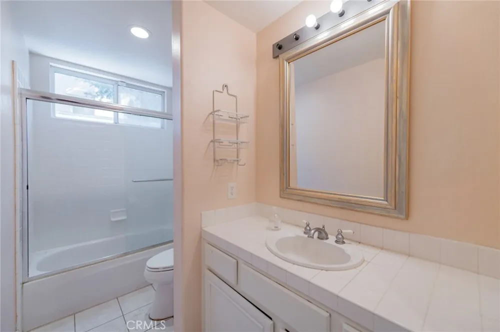 18907 Bentley Rowland Heights, CA 91748