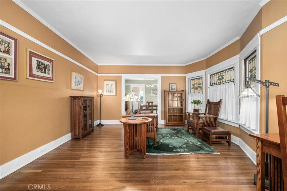 748 Daisy Avenue Long Beach, CA 90813