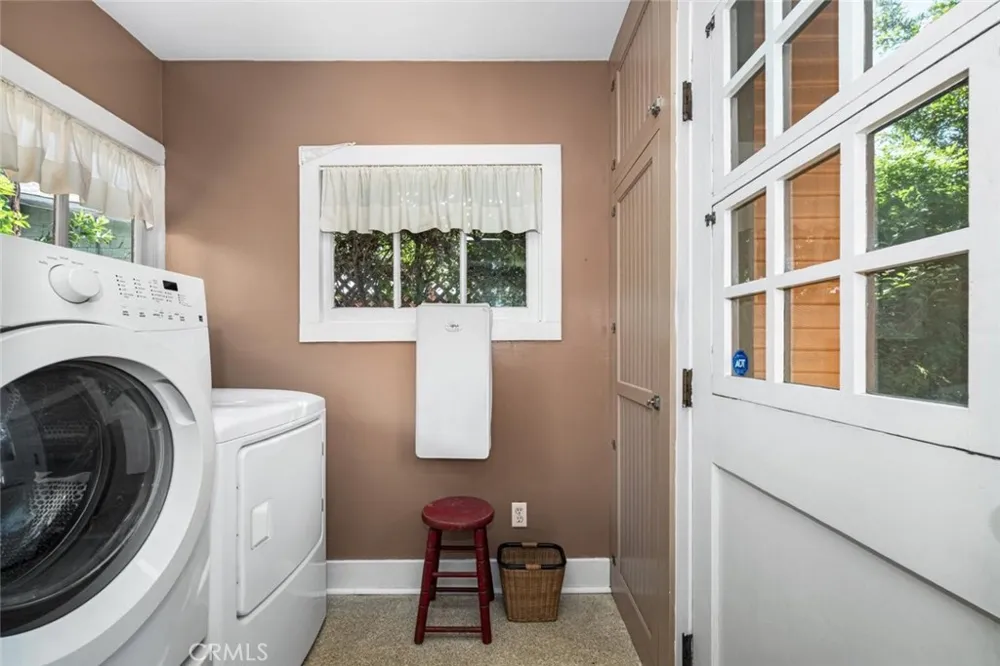 748 Daisy Avenue Long Beach, CA 90813